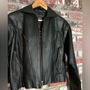 NWT Women’s Black Genuine Leather Thick Moto Jacket (YingYang)